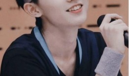 采访爆料马嘉祺的人视频,背后真相曝光，爆料者视频引发热议